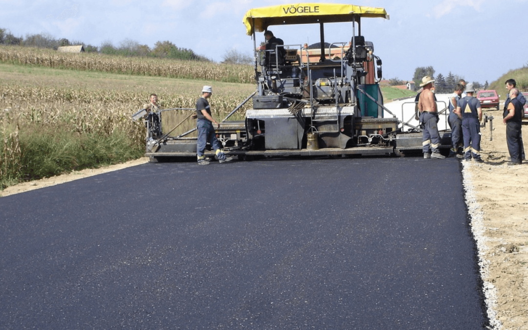 Asfalto novo, rodovia segura: entenda como a manutenção preventiva faz toda a diferença